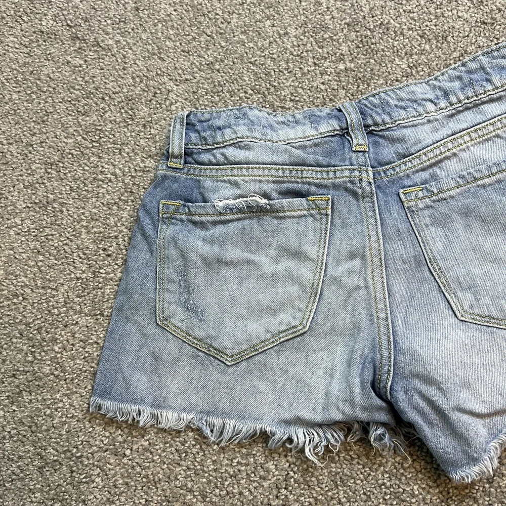 KanCan Denim Jean‎ Shorts Womens 1/24 Blue Distressed Ripped Frayed Hem Cutoff